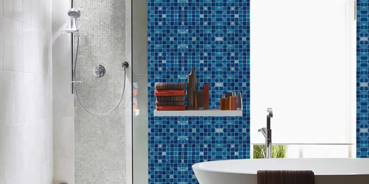 Papel e adesivo de parede são trunfos para decorar