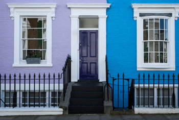 Portas coloridas e decoração de hall vão invadir 2023