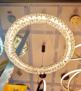 Com design moderno e acabamento impecável, os pendentes Luzic® vão muito além de simplesmente iluminar.