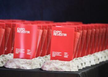 Joli Marca Presença na Expo Revestir 2026 e Acompanha as Tendências do Setor